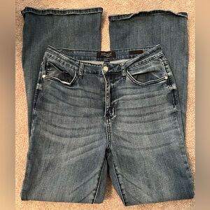 Judy Blue flare fit jeans size 11/30